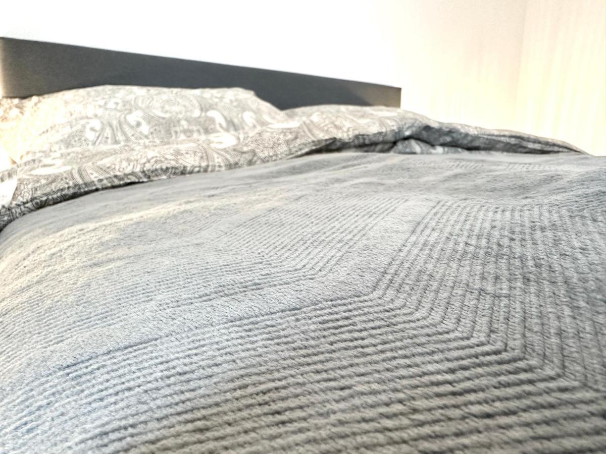 Mca Triiiple I Rooftop Pool I Free Parking I Netflix Viyana Dış mekan fotoğraf